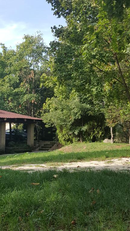 Corte Bezzetti Bed & Breakfast *